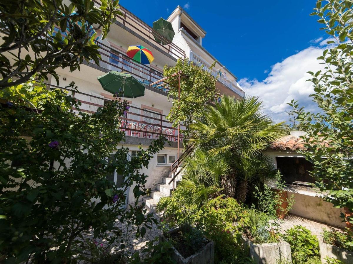 Apartments Biserka Crikvenica Exterior photo