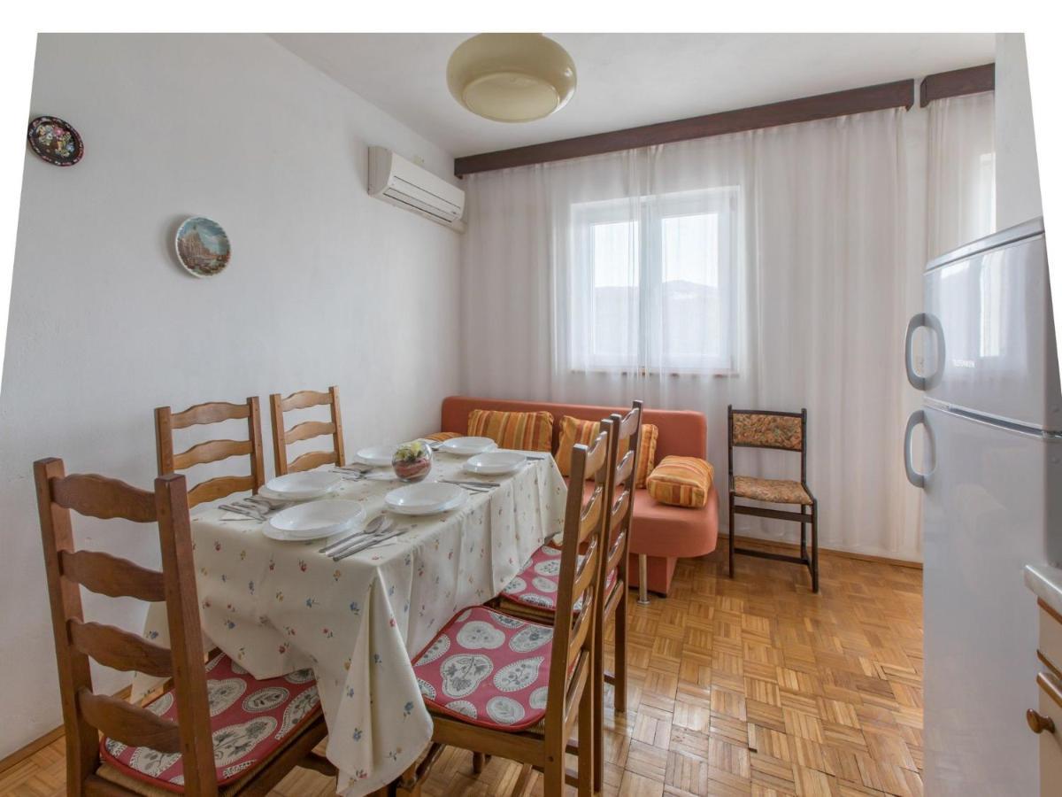 Apartments Biserka Crikvenica Exterior photo