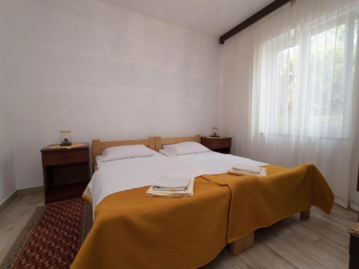 Apartments Biserka Crikvenica Exterior photo