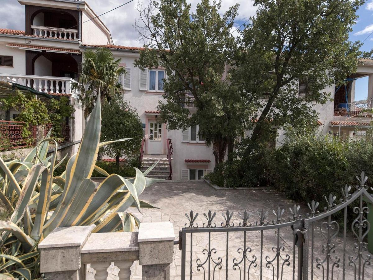 Apartments Biserka Crikvenica Exterior photo