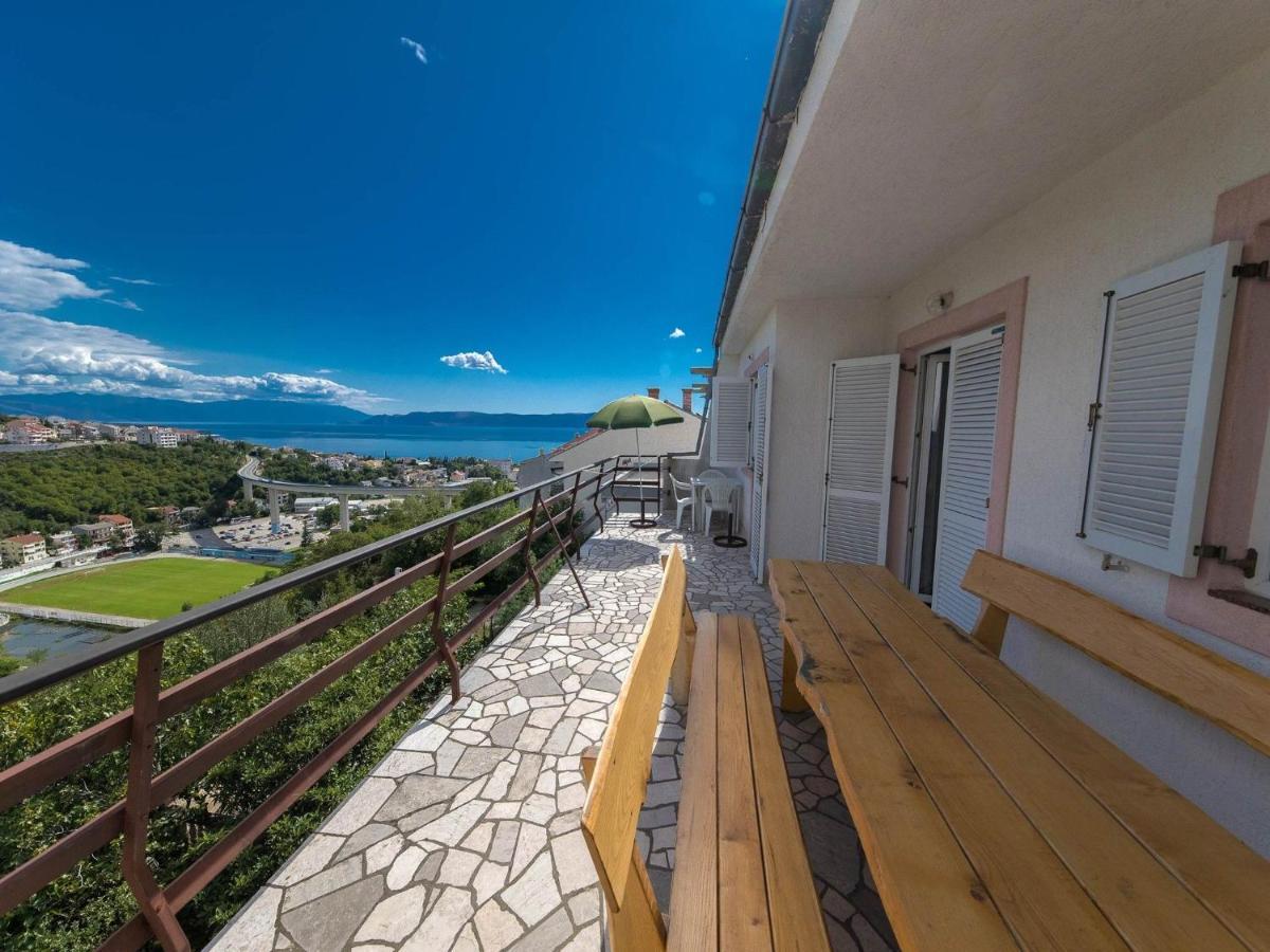 Apartments Biserka Crikvenica Exterior photo