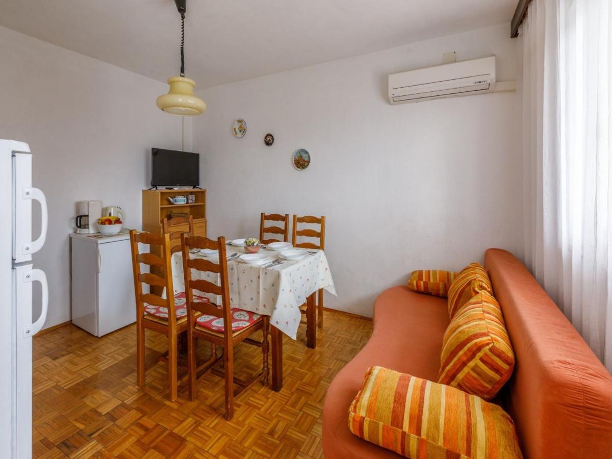 Apartments Biserka Crikvenica Exterior photo
